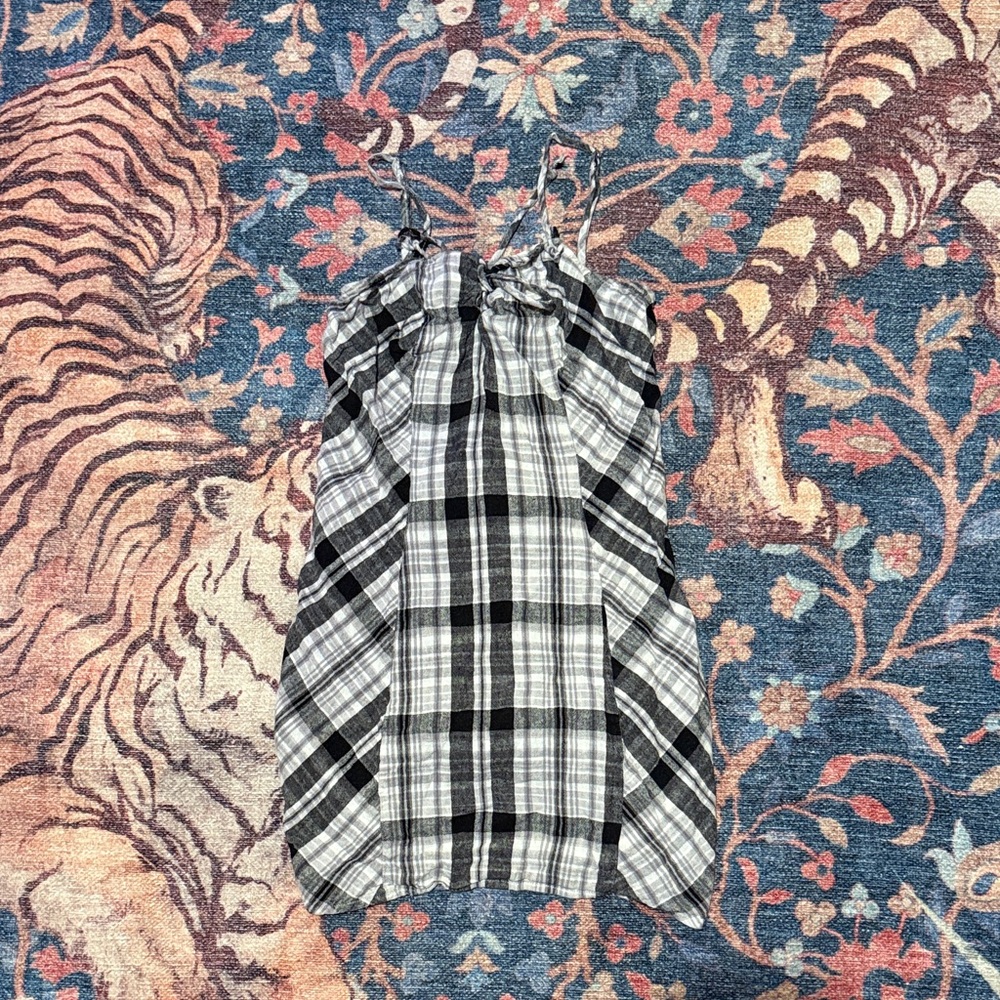 Aeropostale Monochrome Striped Top